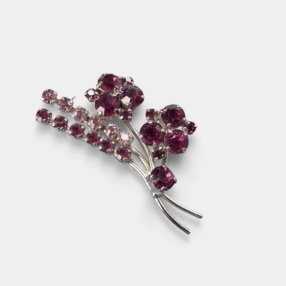 Vintage Austrian Crystal Brooch Purple Pink Rhinestone Floral Spray Pin 1950s - Picture 5 of 10